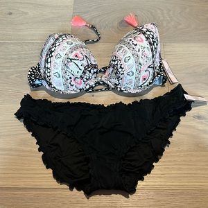 NWT Victoria Secret Bikinj Set